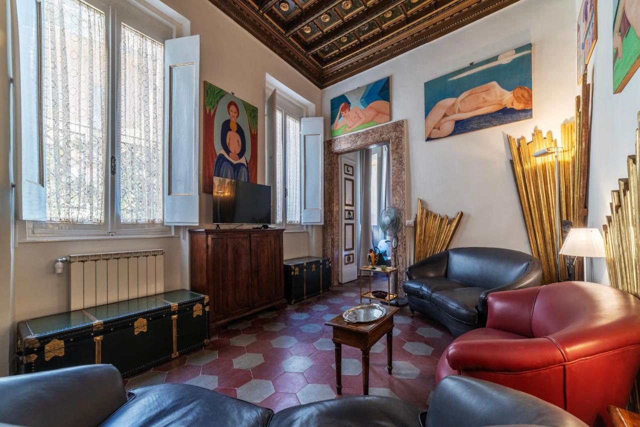 Pantheon Apartment - L'Angolo Nascosto Dei Quadri Rome Exterior photo