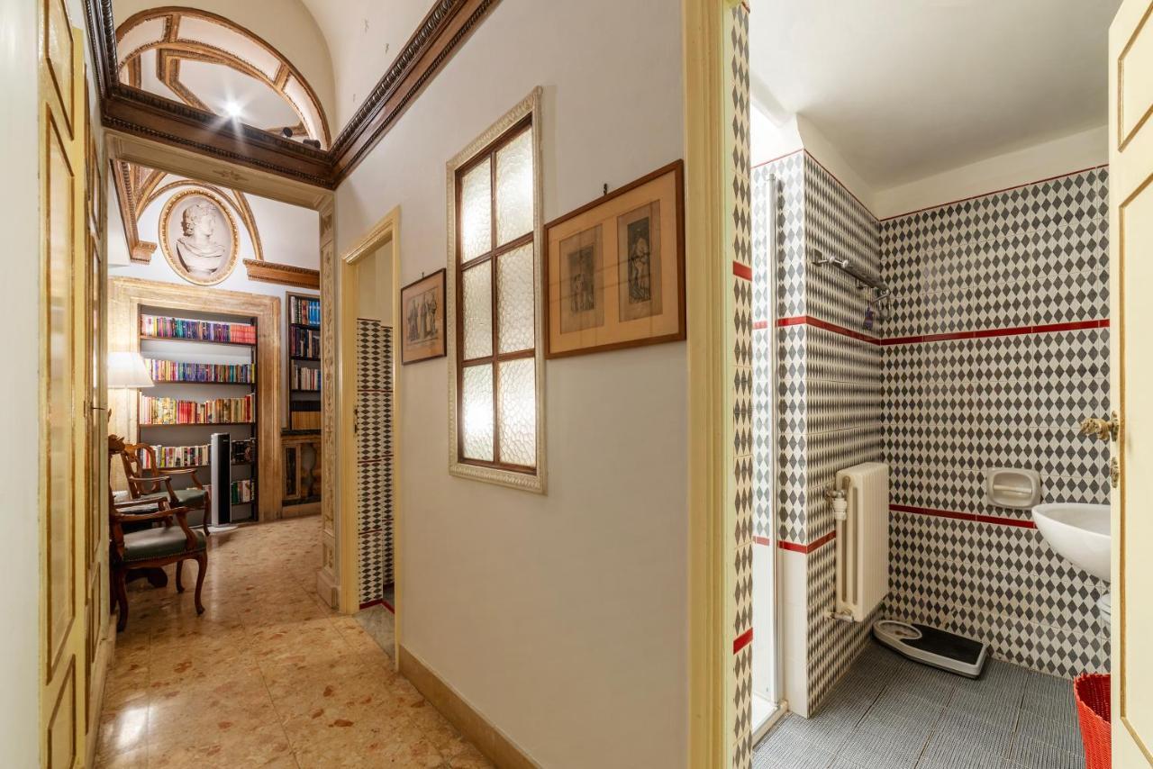 Pantheon Apartment - L'Angolo Nascosto Dei Quadri Rome Exterior photo
